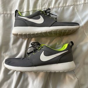 Nike Roshe Running Shoes